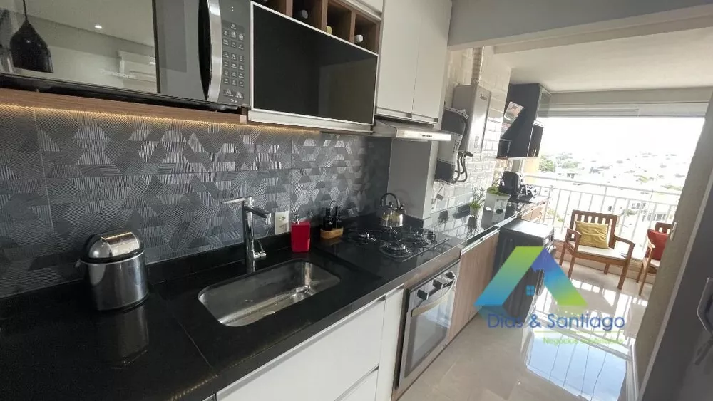 Apartamento à venda com 2 quartos, 64m² - Foto 3