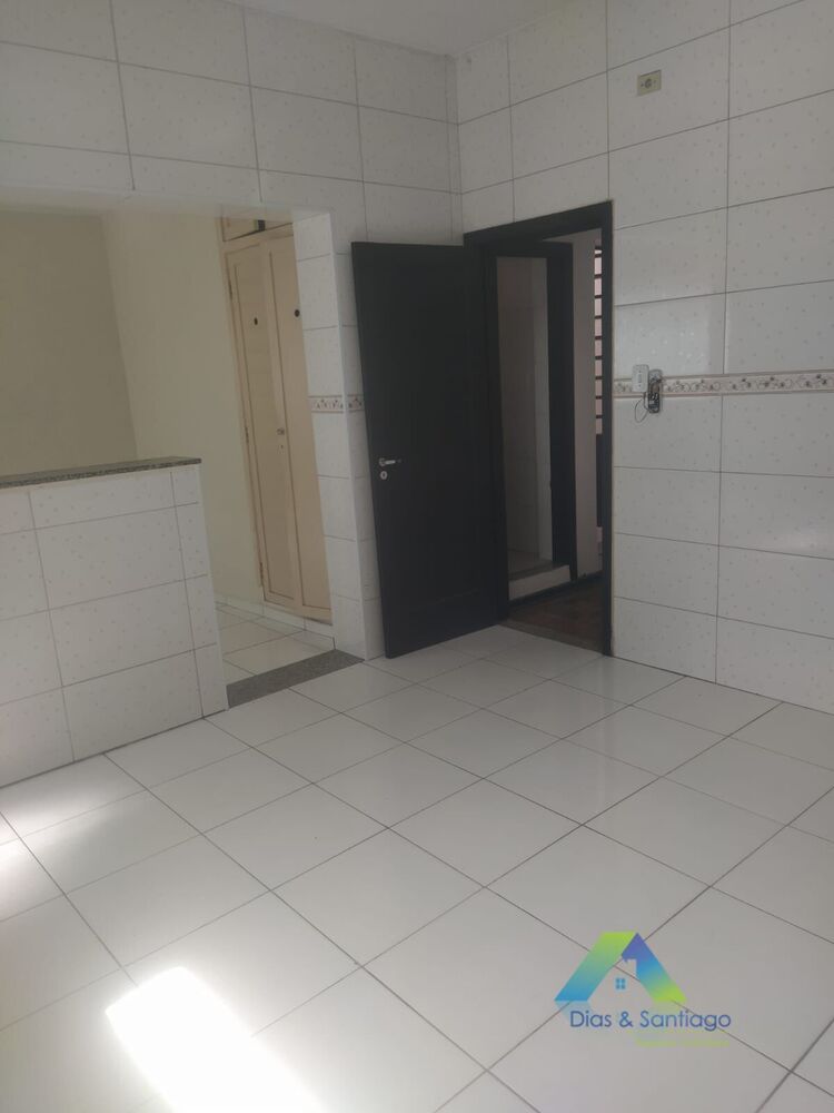 Casa à venda com 3 quartos, 300m² - Foto 10