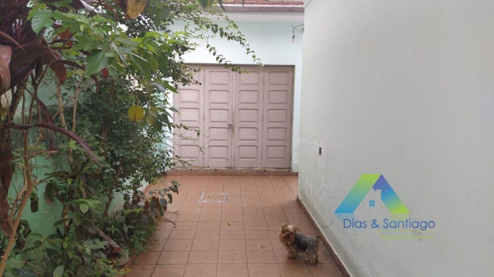 Casa à venda com 3 quartos, 300m² - Foto 2