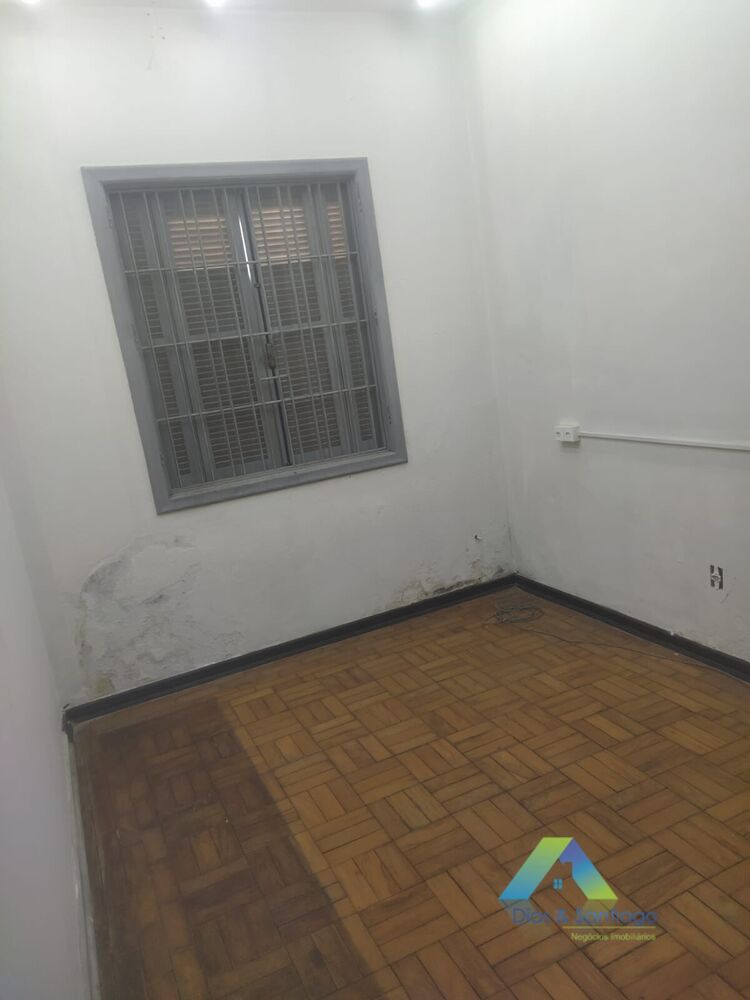 Casa à venda com 3 quartos, 300m² - Foto 5