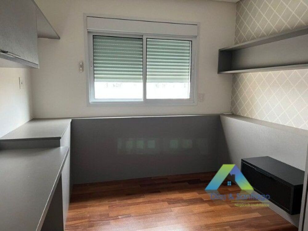 Apartamento à venda com 4 quartos, 205m² - Foto 4