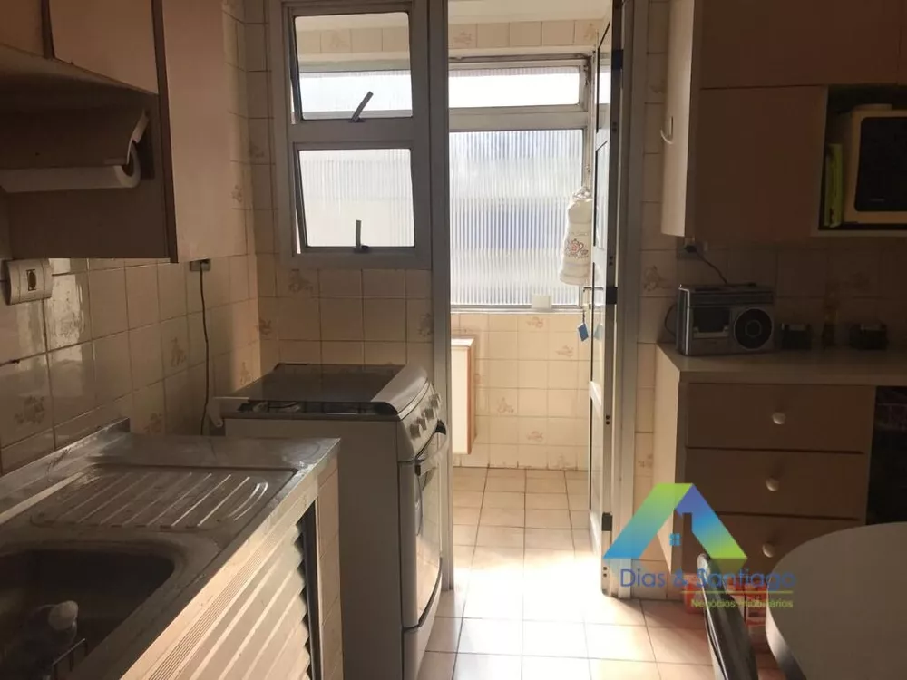 Apartamento à venda com 3 quartos, 92m² - Foto 2