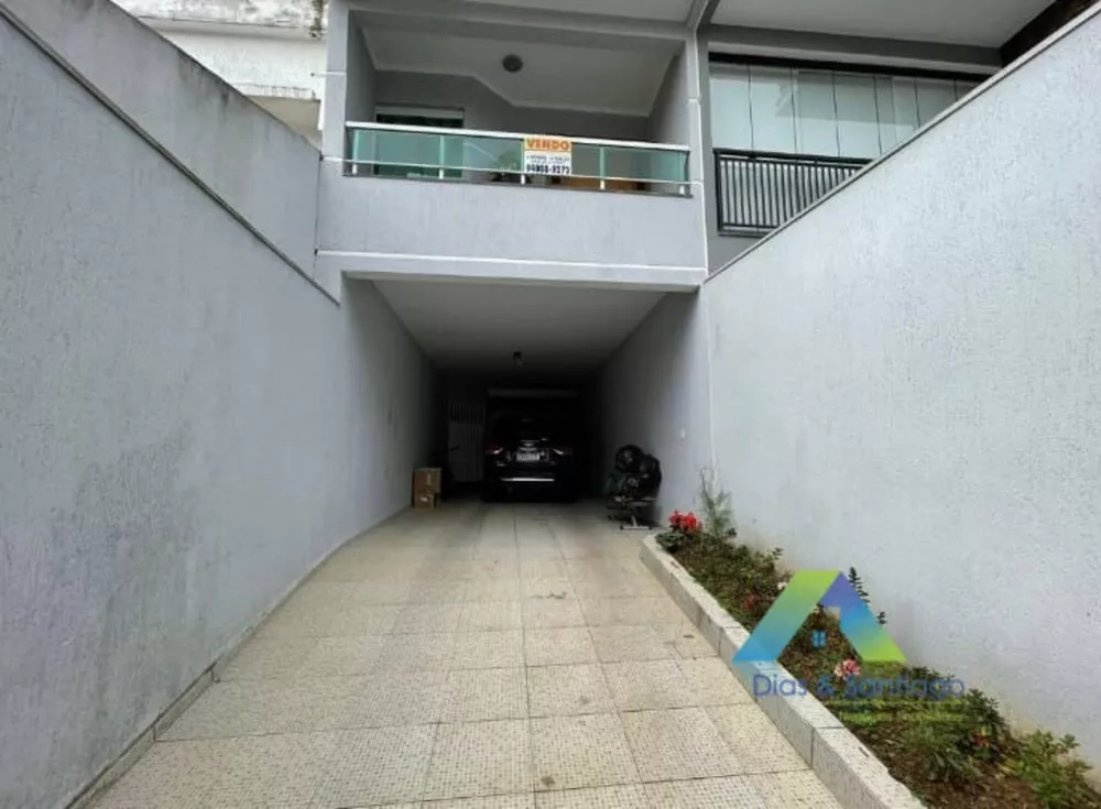 Sobrado à venda com 3 quartos, 250m² - Foto 2