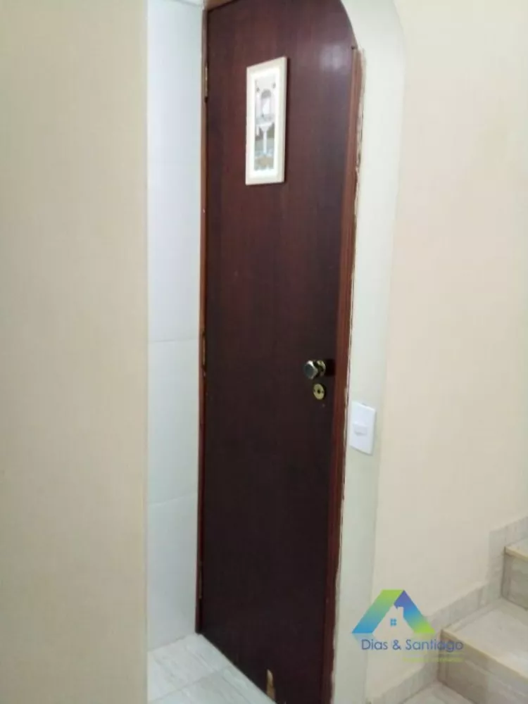 Sobrado à venda com 3 quartos, 150m² - Foto 3