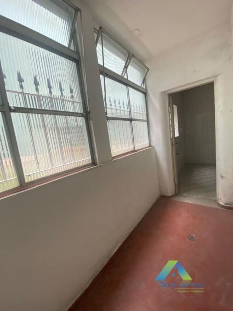 Apartamento à venda com 3 quartos, 98m² - Foto 2