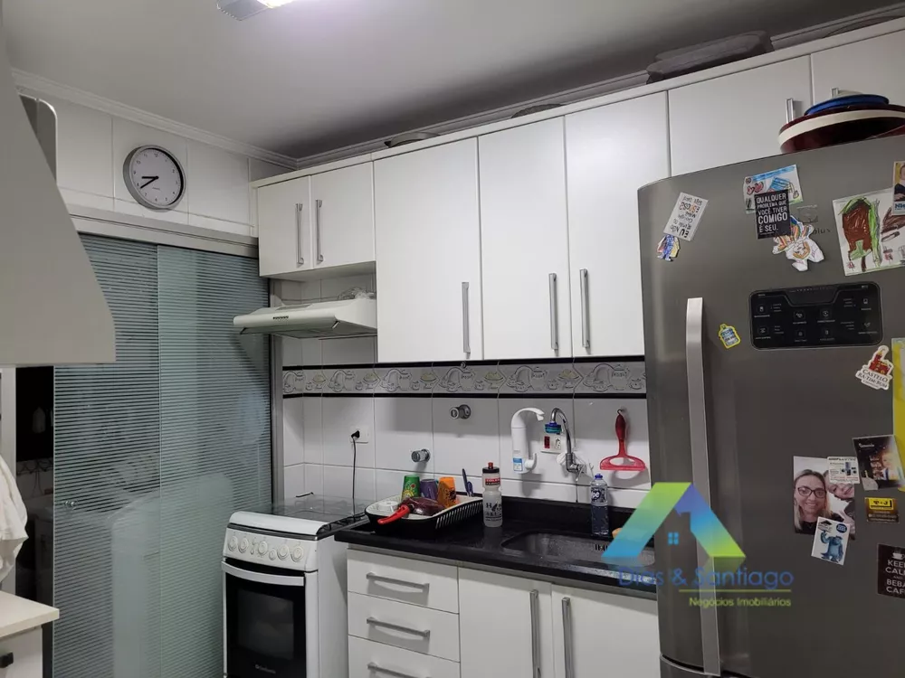 Apartamento à venda com 2 quartos, 60m² - Foto 3