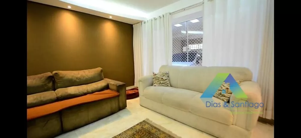 Casa, 4 quartos, 220 m² - Foto 2