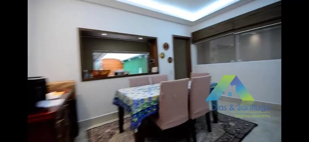 Casa, 4 quartos, 220 m² - Foto 4