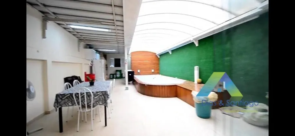 Casa, 4 quartos, 220 m² - Foto 19