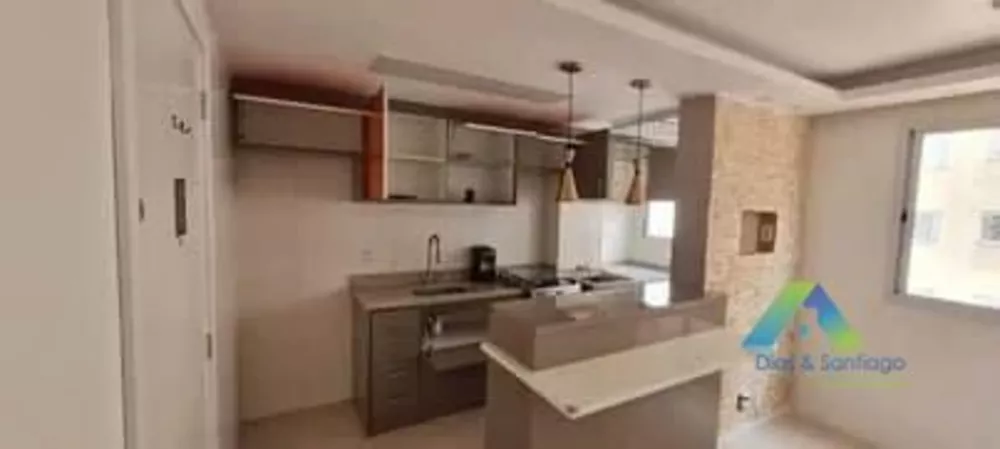 Apartamento à venda com 2 quartos, 40m² - Foto 2