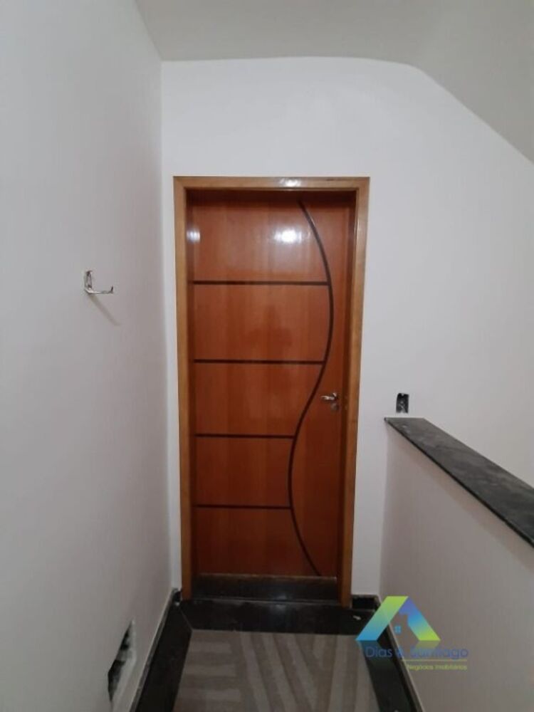 Cobertura à venda com 2 quartos, 92m² - Foto 4