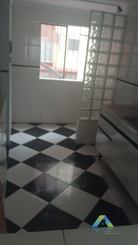 Apartamento à venda com 2 quartos, 40m² - Foto 2