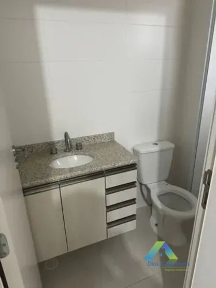 Apartamento à venda com 3 quartos, 77m² - Foto 8