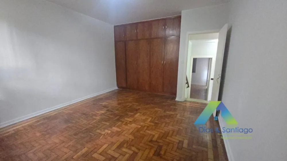 Casa, 3 quartos, 181 m² - Foto 2