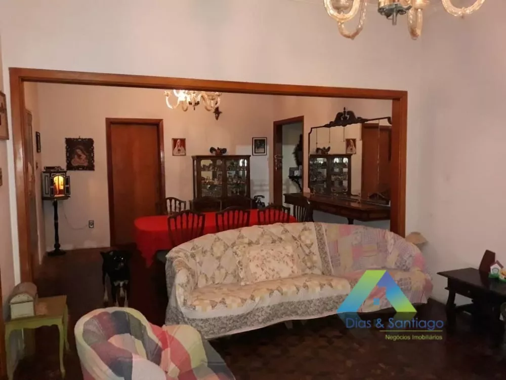 Casa à venda com 3 quartos, 280m² - Foto 1