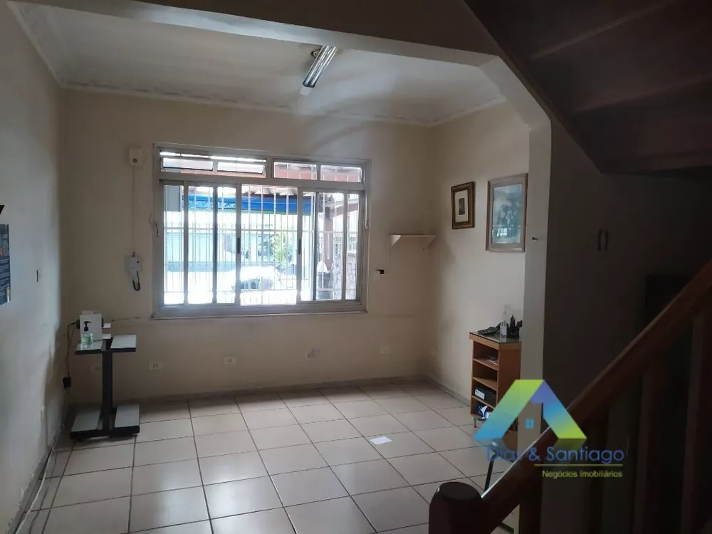 Sobrado à venda com 5 quartos, 210m² - Foto 2