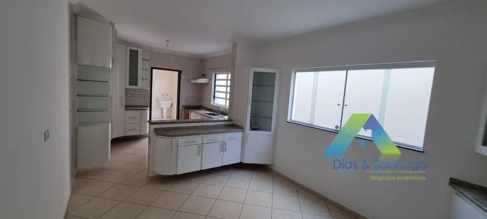 Sobrado, 3 quartos, 200 m² - Foto 1