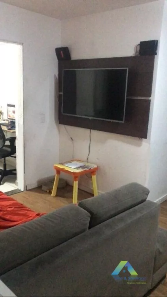 Apartamento à venda com 3 quartos, 67m² - Foto 2