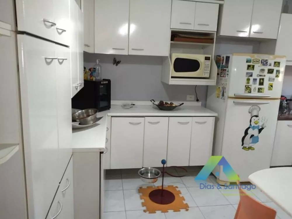 Sobrado à venda com 3 quartos, 174m² - Foto 3