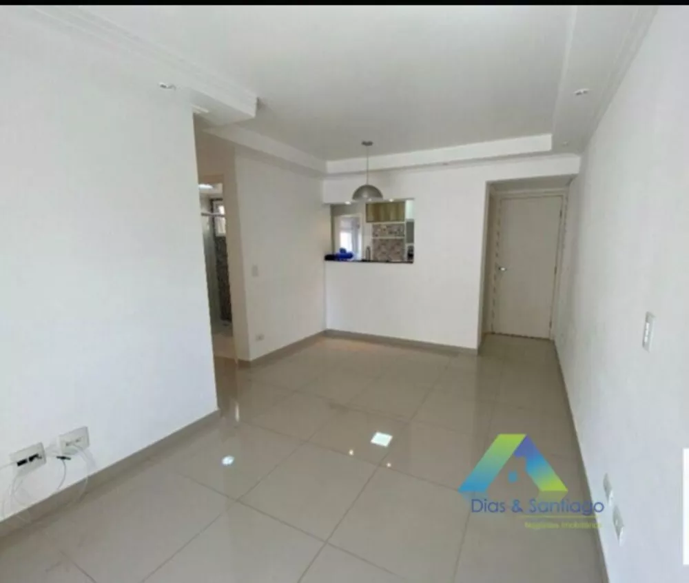 Apartamento à venda com 2 quartos, 72m² - Foto 2