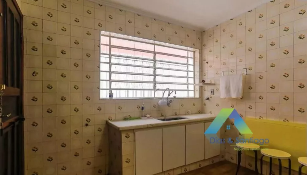 Sobrado à venda com 2 quartos, 170m² - Foto 4