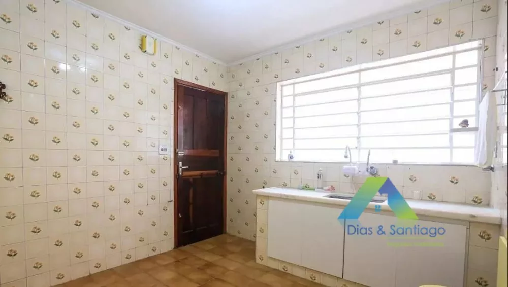 Sobrado à venda com 2 quartos, 170m² - Foto 5