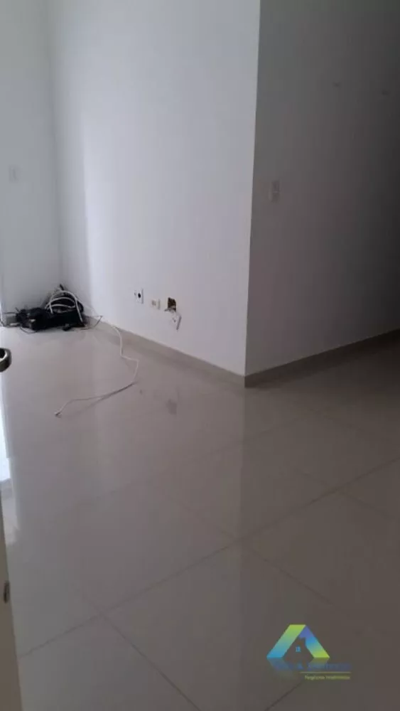 Apartamento à venda com 3 quartos, 87m² - Foto 3