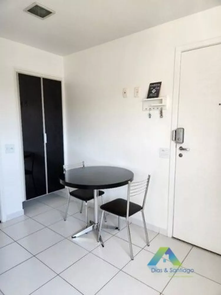 Apartamento à venda com 3 quartos, 143m² - Foto 4