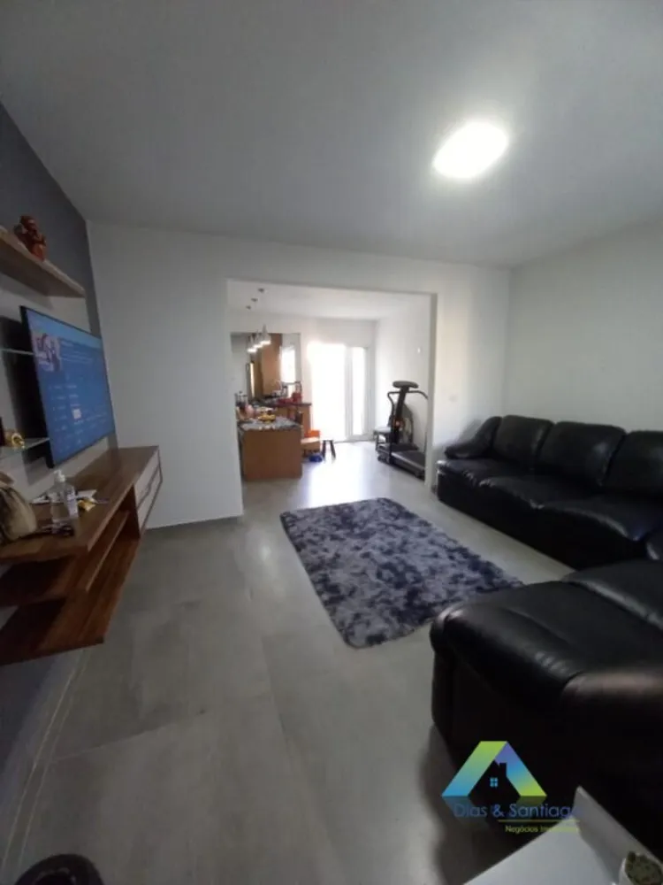 Casa, 3 quartos, 225 m² - Foto 1