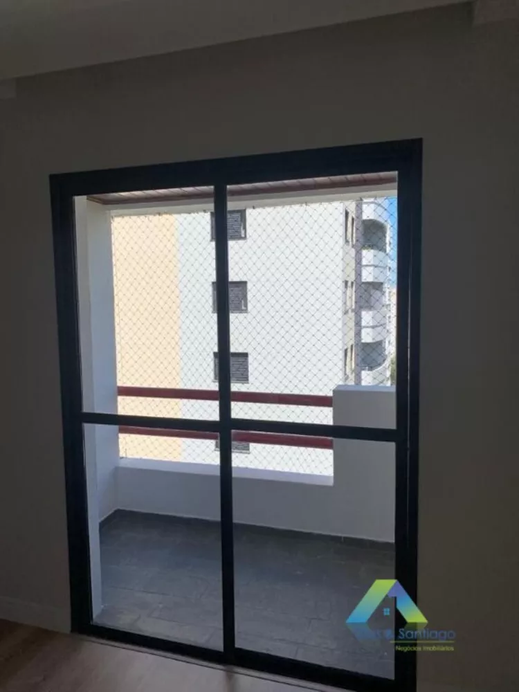 Apartamento à venda com 3 quartos, 72m² - Foto 4