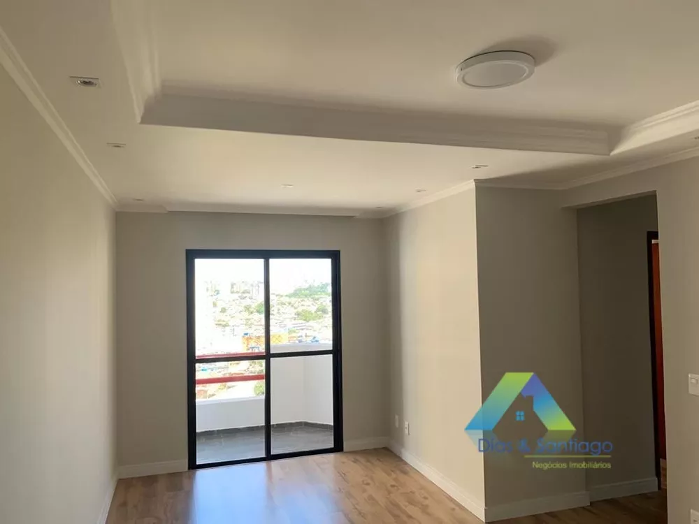 Apartamento à venda com 3 quartos, 72m² - Foto 2