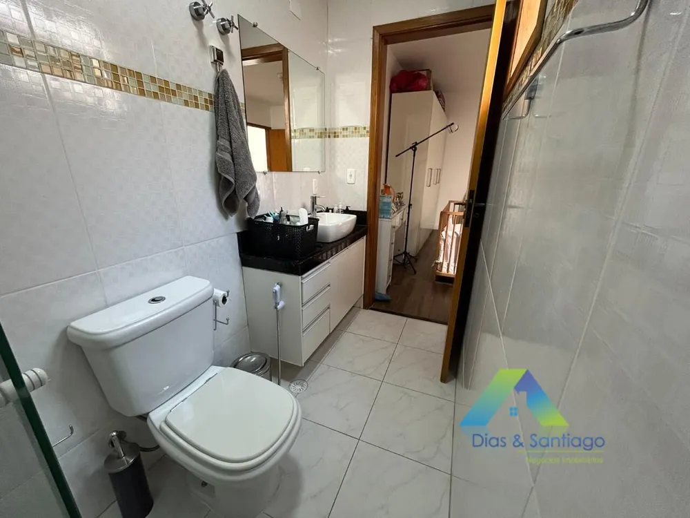Casa, 3 quartos, 243 m² - Foto 2