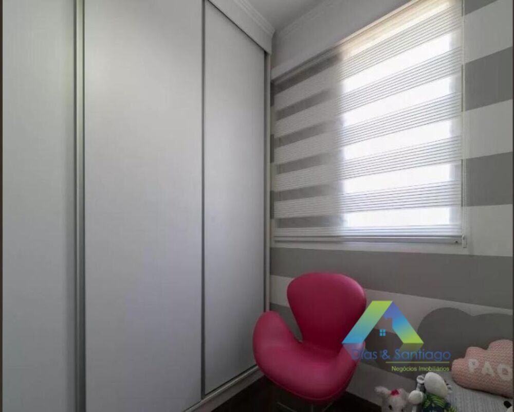 Apartamento à venda com 2 quartos, 70m² - Foto 4