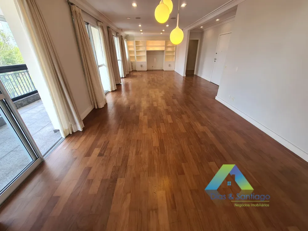 Apartamento, 3 quartos, 250 m² - Foto 1