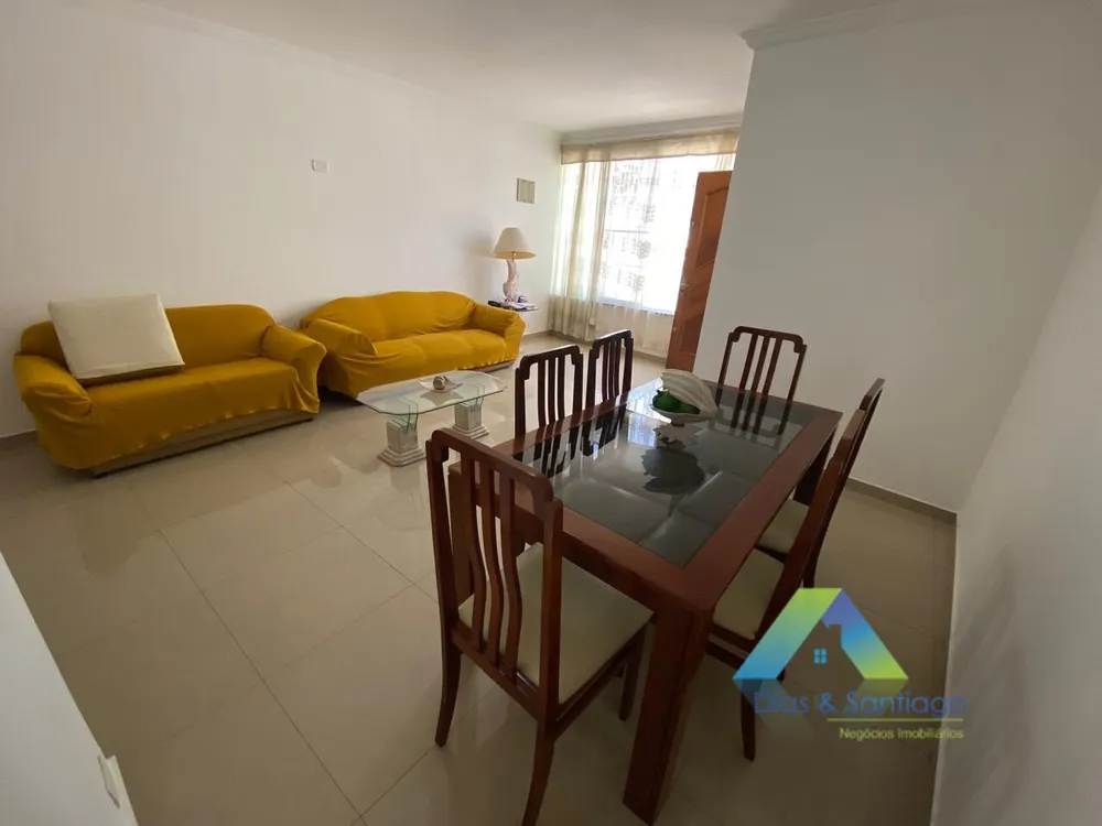 Casa, 3 quartos, 241 m² - Foto 1