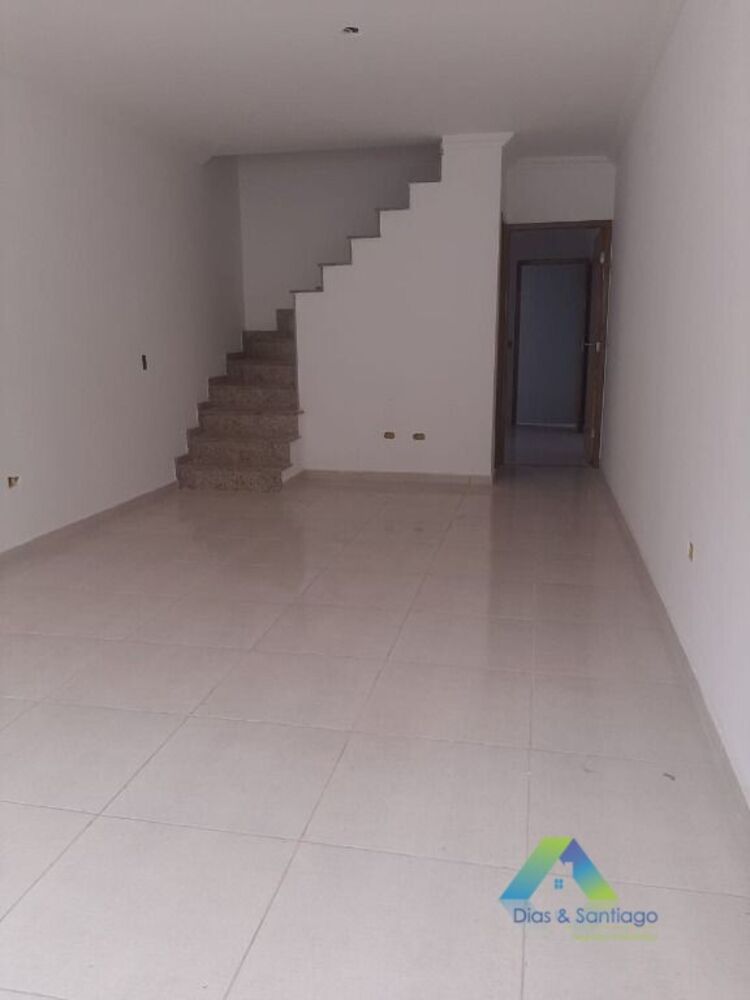 Sobrado à venda com 3 quartos, 123m² - Foto 1