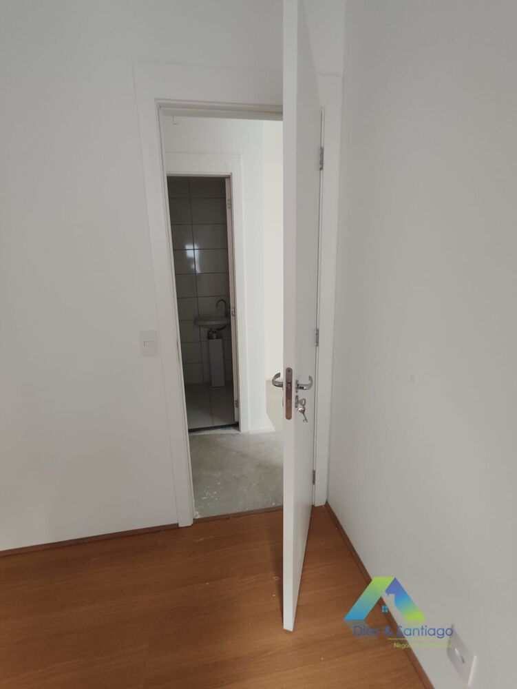 Apartamento à venda com 2 quartos, 40m² - Foto 3