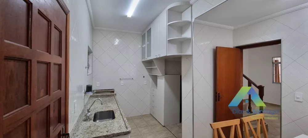 Sobrado à venda com 3 quartos, 126m² - Foto 2