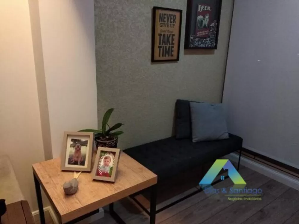 Apartamento à venda com 2 quartos, 60m² - Foto 1