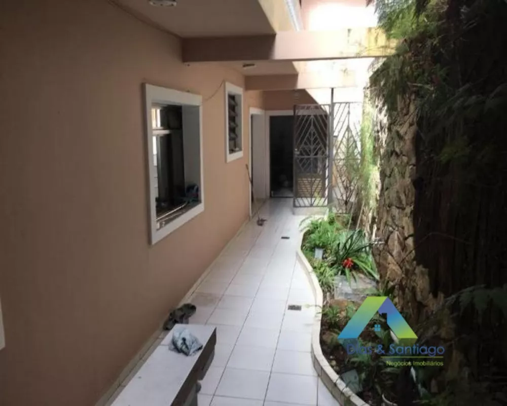 Sobrado à venda com 6 quartos, 480m² - Foto 3