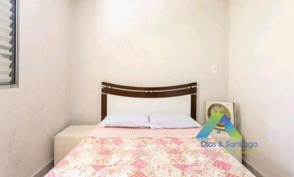Casa à venda com 3 quartos, 110m² - Foto 2
