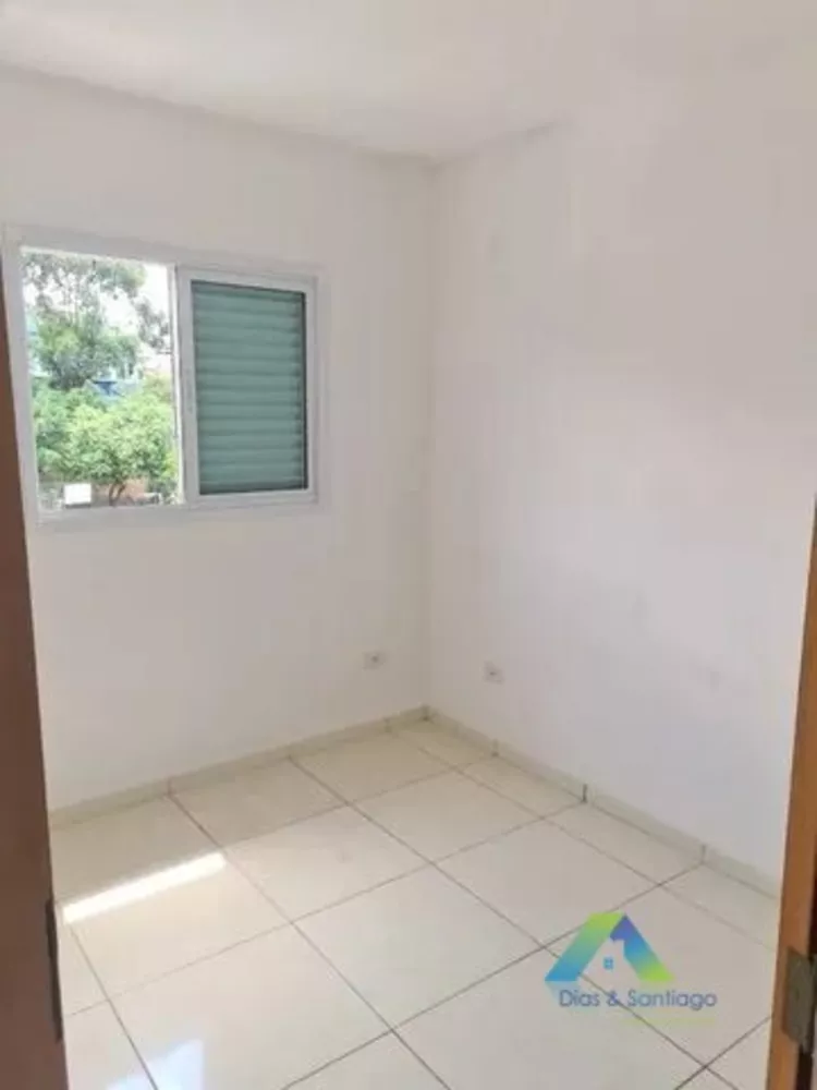 Apartamento à venda com 2 quartos, 70m² - Foto 4