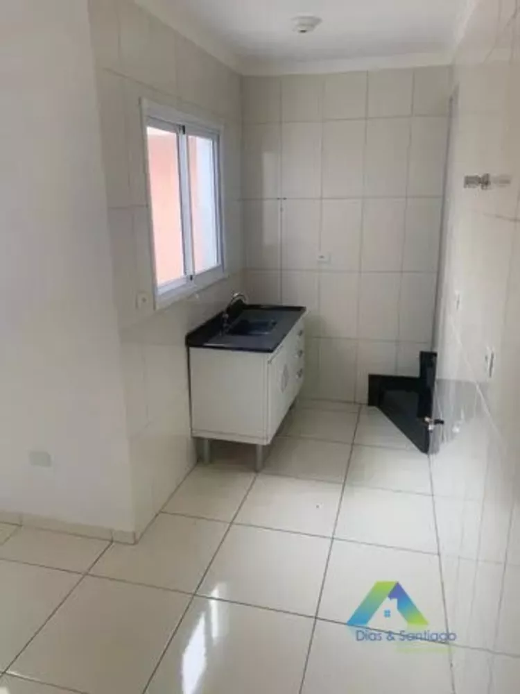 Apartamento à venda com 2 quartos, 70m² - Foto 2