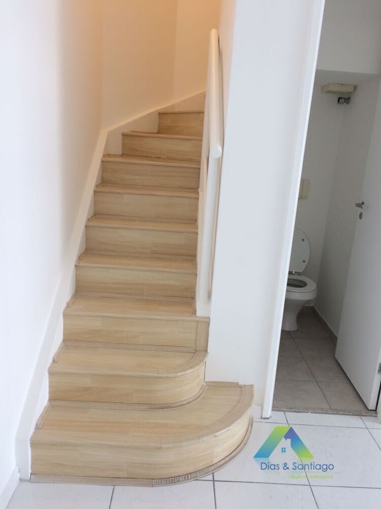 Apartamento à venda com 1 quarto, 60m² - Foto 4