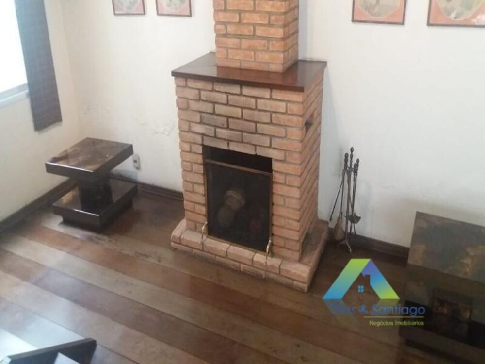 Casa à venda com 4 quartos, 450m² - Foto 4