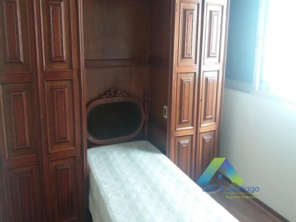 Casa à venda com 4 quartos, 450m² - Foto 8