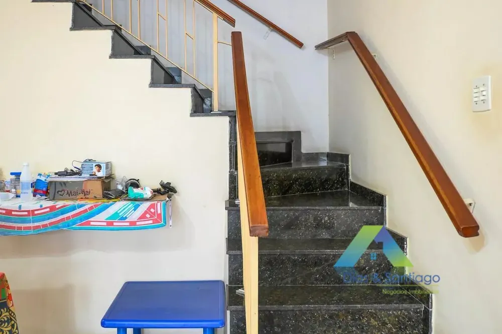 Sobrado, 3 quartos, 250 m² - Foto 2