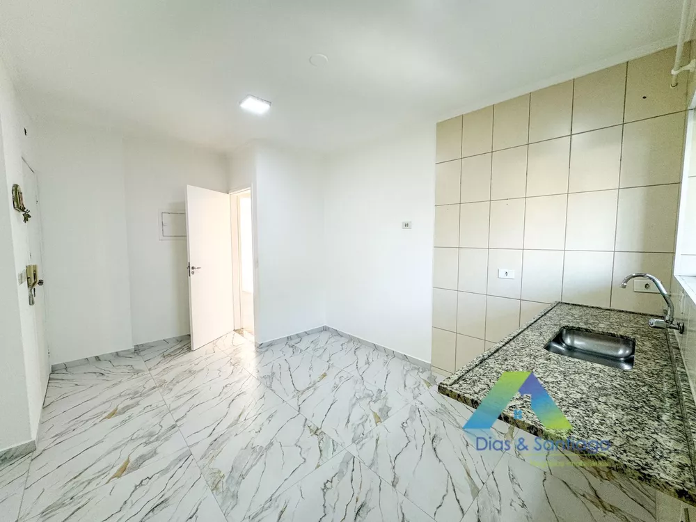 Apartamento à venda com 3 quartos, 94m² - Foto 3