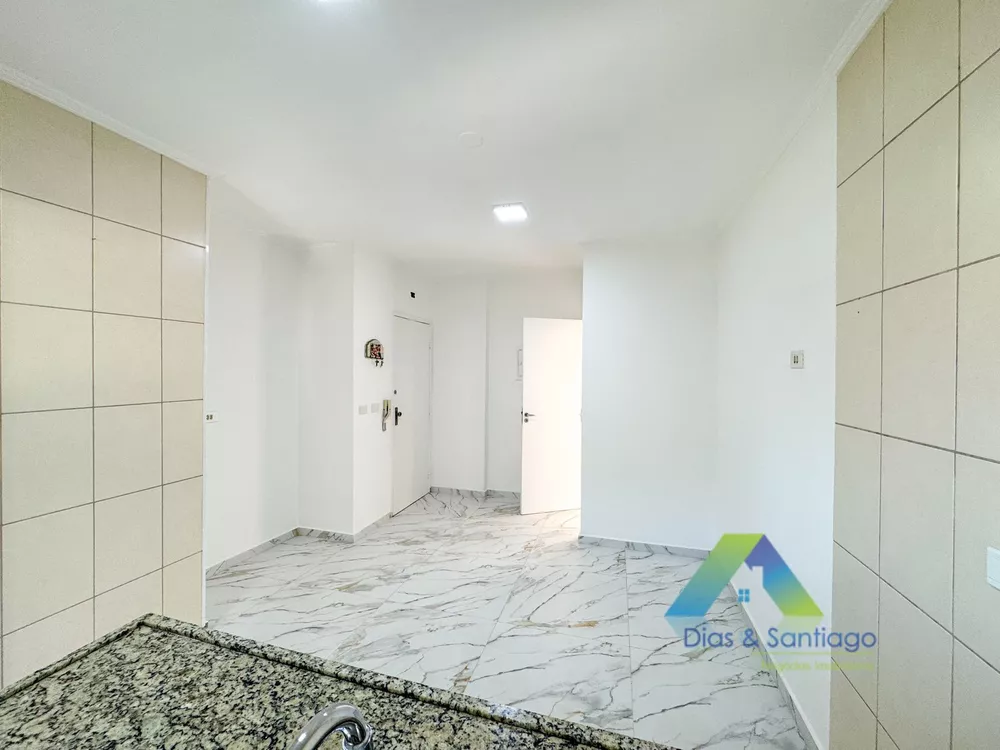 Apartamento à venda com 3 quartos, 94m² - Foto 4