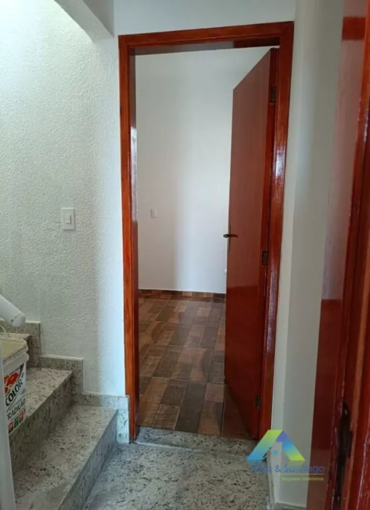 Sobrado à venda com 2 quartos, 112m² - Foto 4